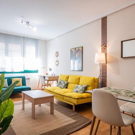 Apartamento Centrico Con Wifi Y Parking De Coche Tamano Medio Cangas de Onis Luaran gambar