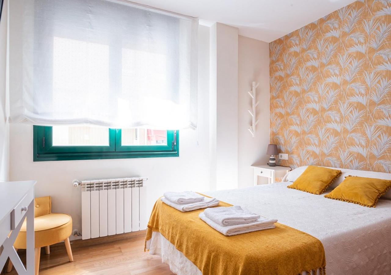 Apartamento Centrico Con Wifi Y Parking De Coche Tamano Medio Cangas de Onis Luaran gambar